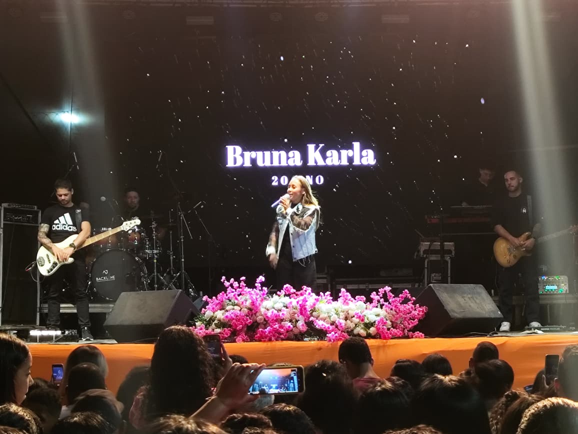 BRUNA KARLA - 5 SEMANA CULTURAL EVANGELICA - Foto 13