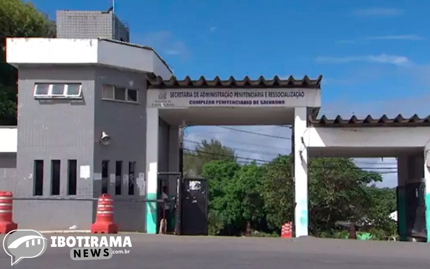 Major da PM é preso facilitando entrada de celulares em presídio da Mata Escura em Salvador.