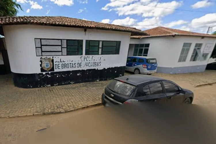 BROTAS DE MACAÚBAS - BA: Ministério Público fiscaliza estrutura e serviços da Delegacia