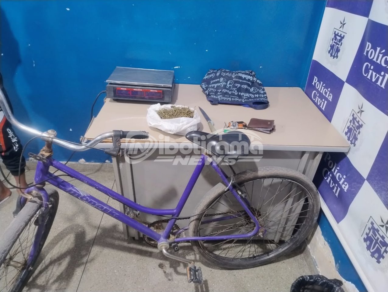 PMBA recupera motocicleta furtado e apreende drogas em Ibotirama